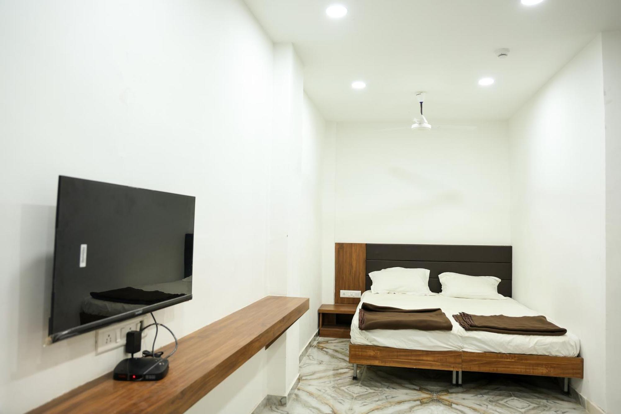 Hotel Aaram Kalupur Ahmedabad Exterior photo