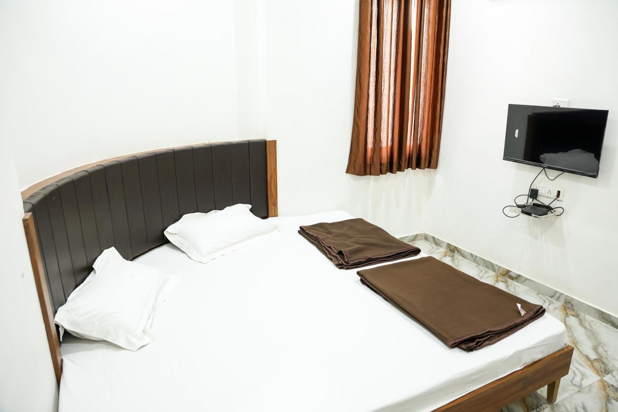 Hotel Aaram Kalupur Ahmedabad Exterior photo