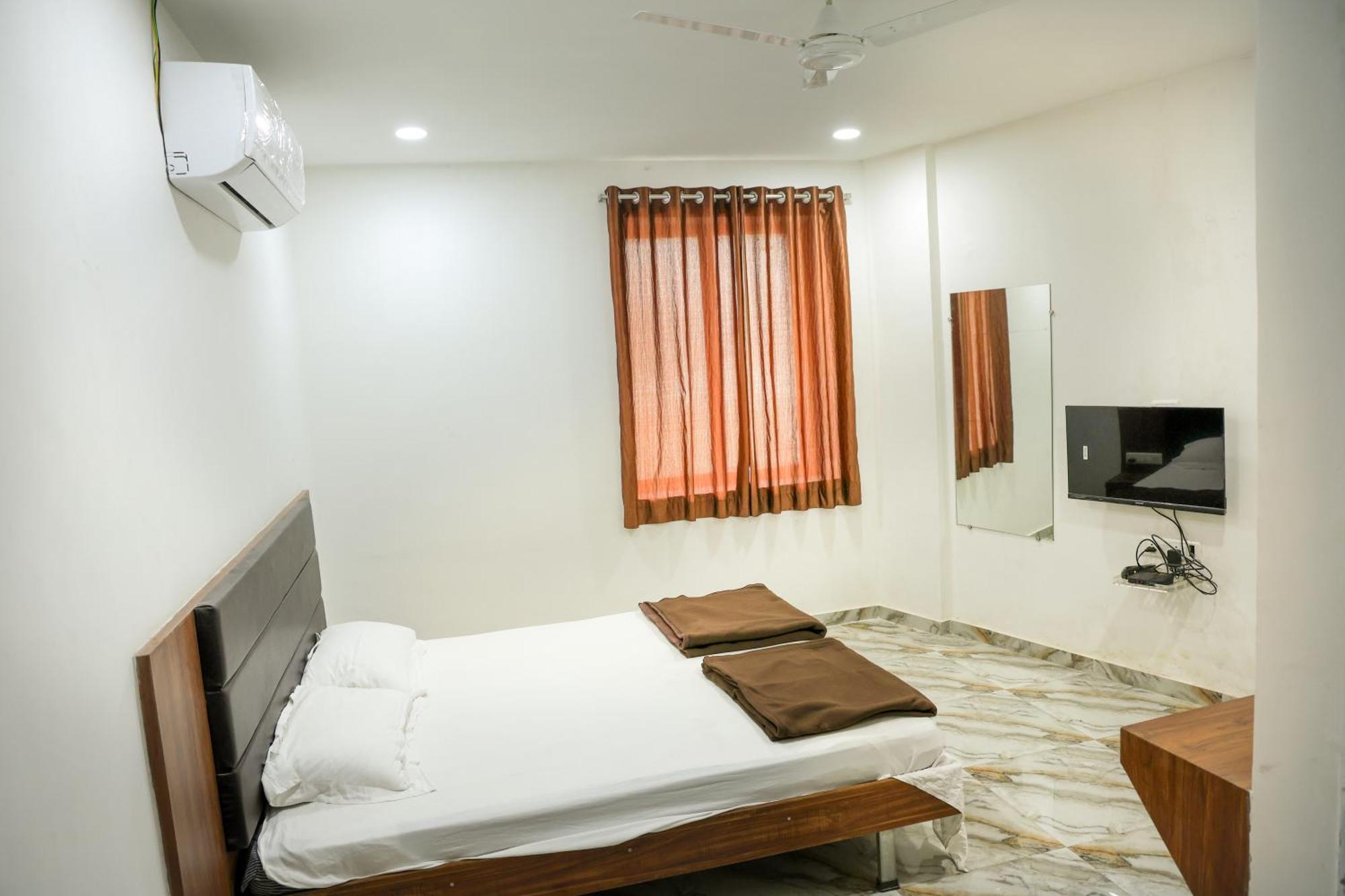 Hotel Aaram Kalupur Ahmedabad Exterior photo
