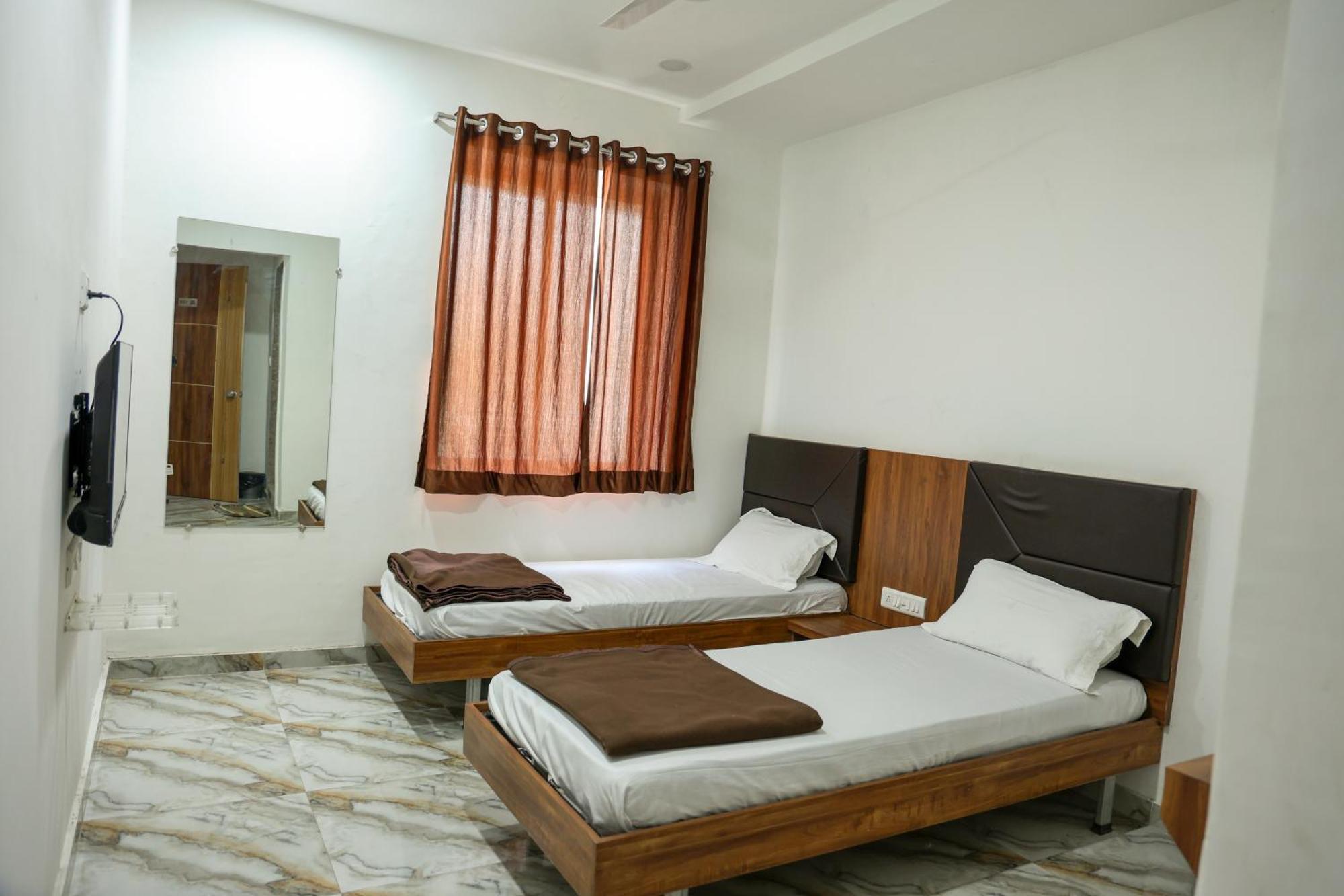 Hotel Aaram Kalupur Ahmedabad Exterior photo
