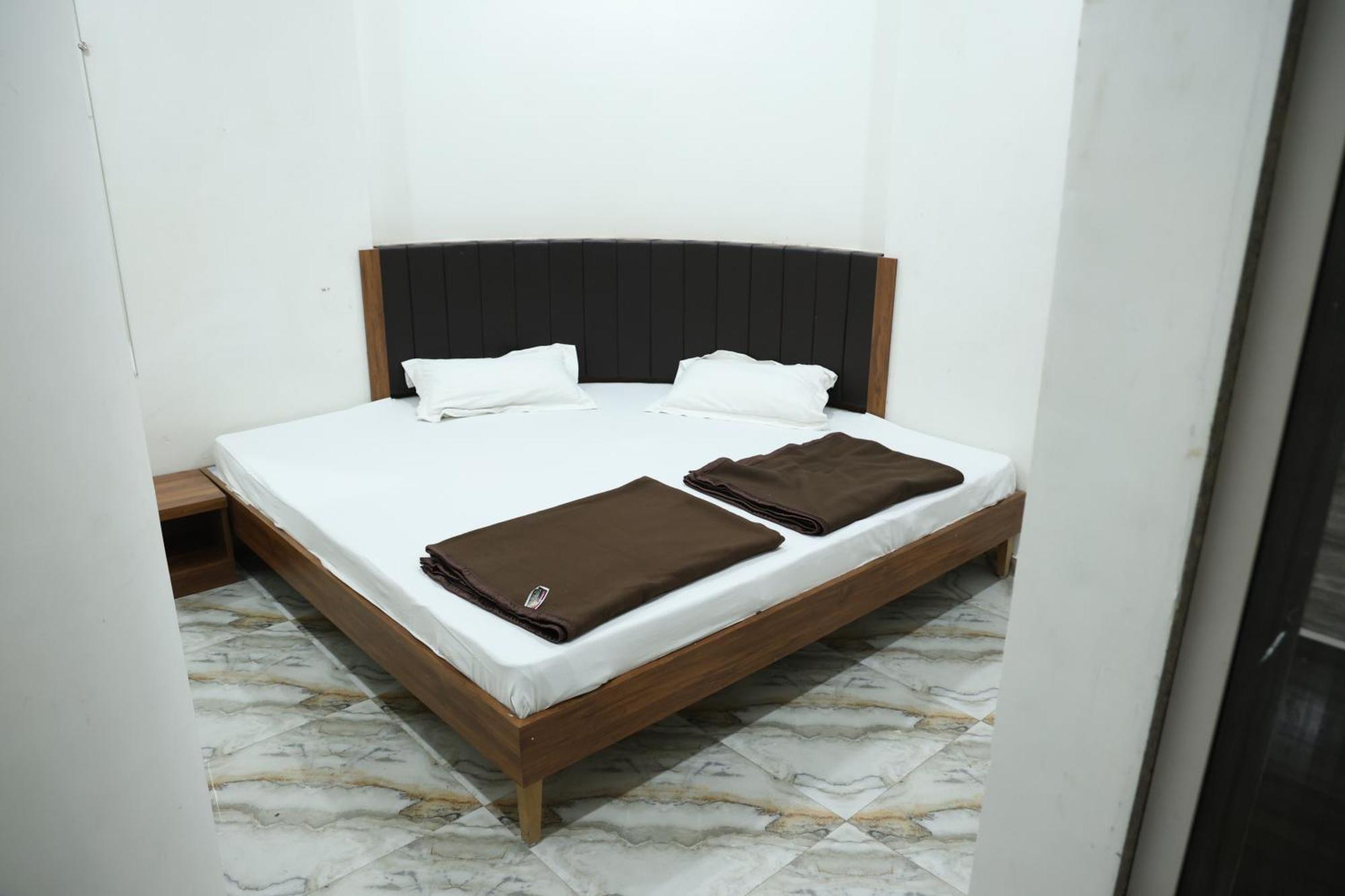 Hotel Aaram Kalupur Ahmedabad Exterior photo