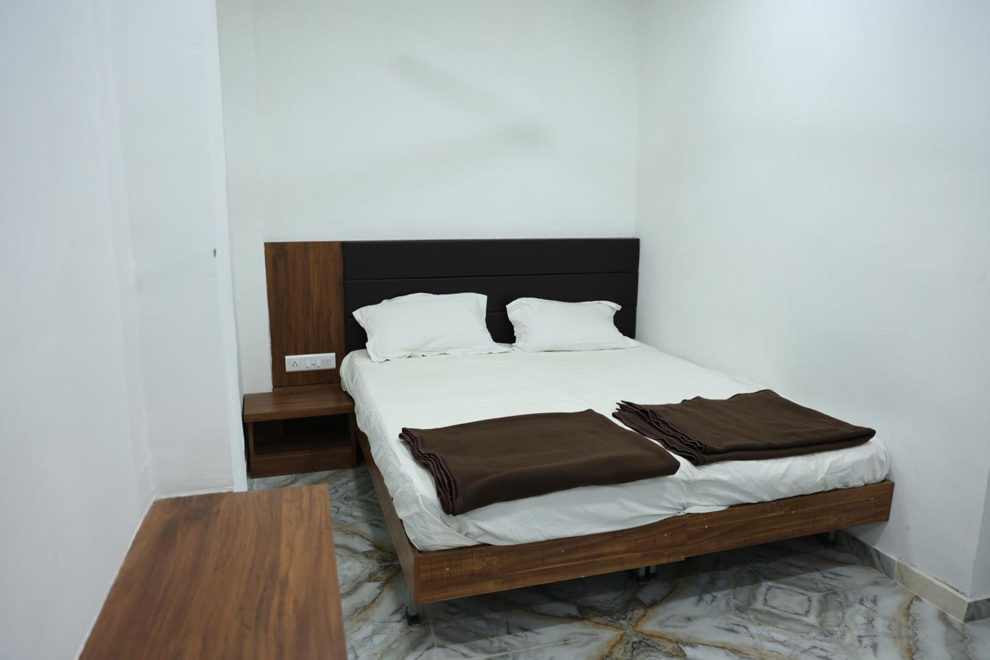 Hotel Aaram Kalupur Ahmedabad Exterior photo